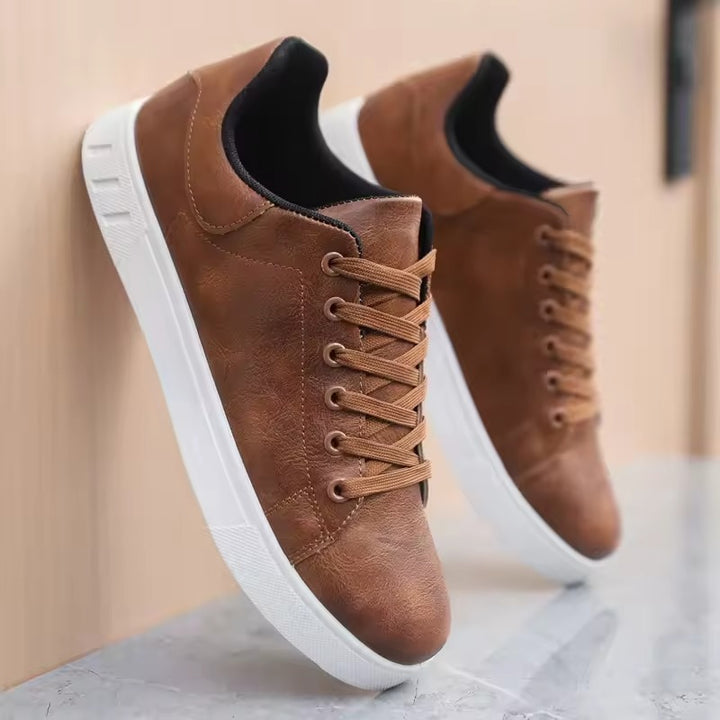 Luxury leather shoes for men